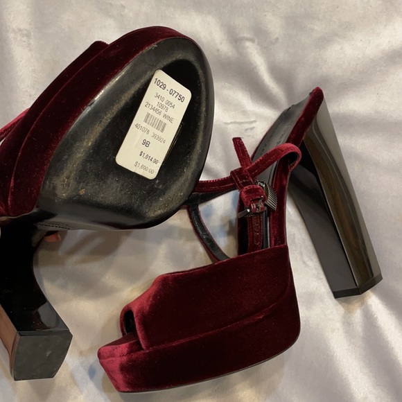 Velvet Tom Ford high heels - Picture 5 of 6